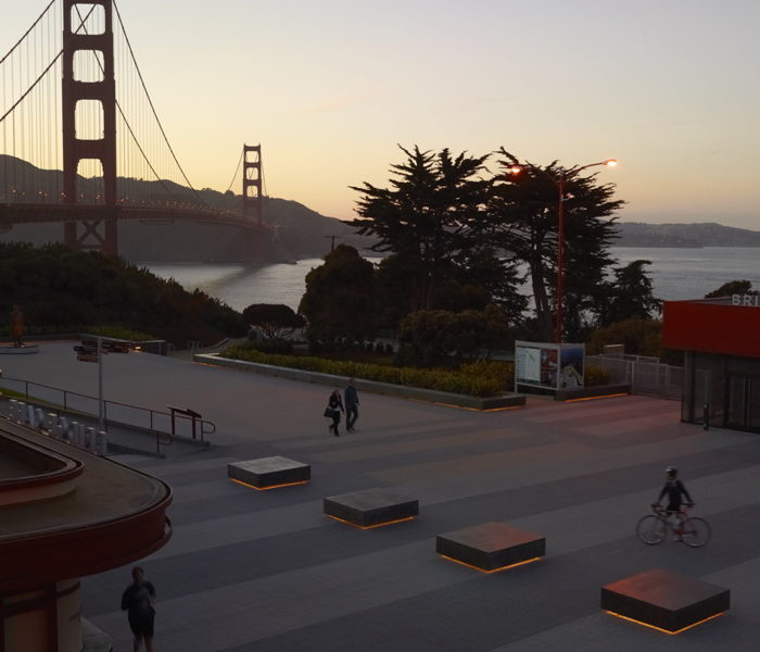 GOLDEN GATE BRIDGE PLAZA